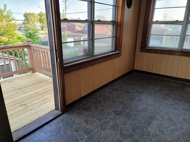 Building Photo - 6616 Pennsylvania Ave