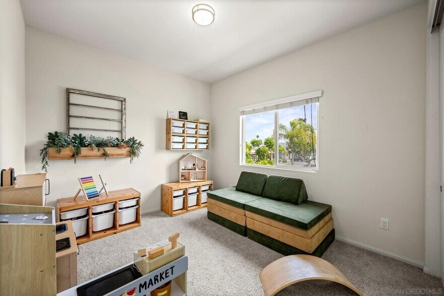 Bedroom (3/4) - 1289 Donax Ave
