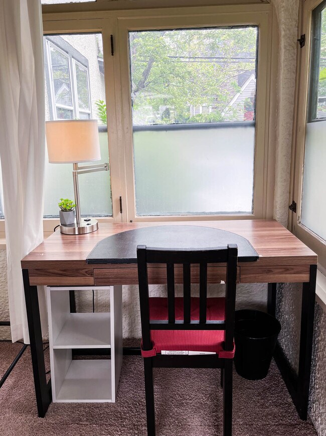 Building Photo - 110 Linden Ave