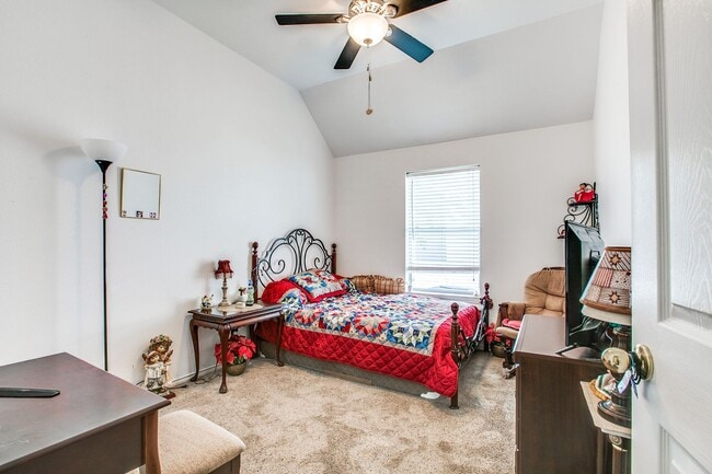 Building Photo - Charming Single Story Home In Gated Oakridge Pointe!