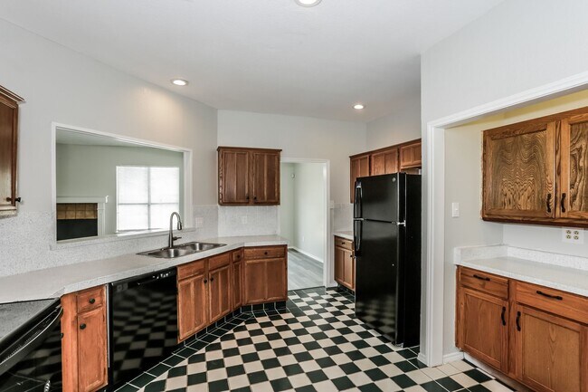 Building Photo - 4 BR/3BA | Newly Renovated Single Family Home |2-Car Covered Parking | Nice backyard!