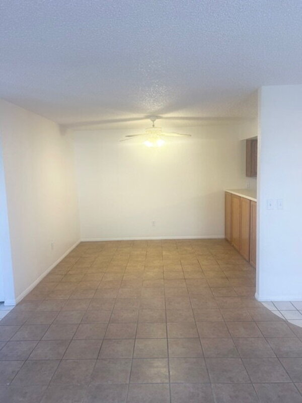 Building Photo - 14214 N Ashbrook Dr