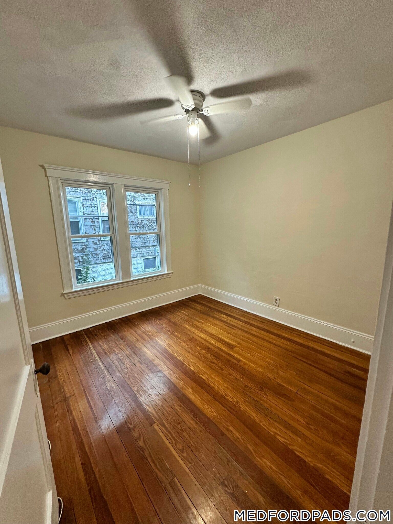 Building Photo - 45 Warner St