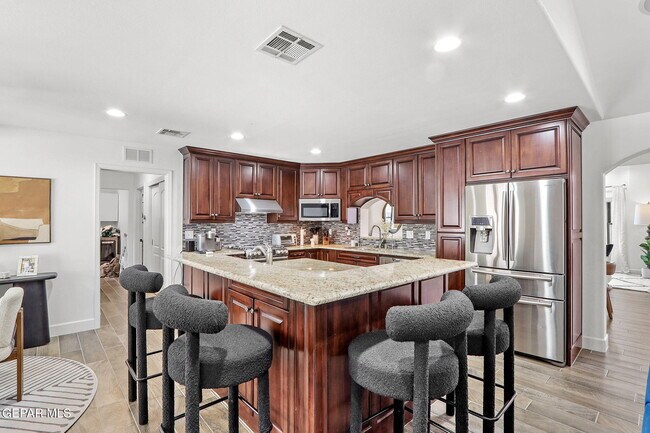 Building Photo - 1316 Hookridge Dr