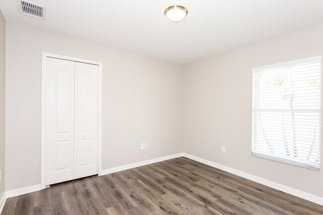 Building Photo - 11601 Addison Chase Dr