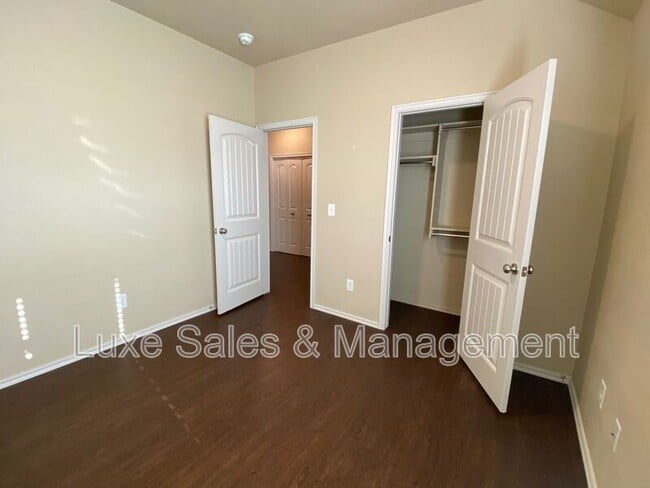 Building Photo - 11207 NW 114th St