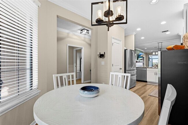 Building Photo - 13731 Messina Loop