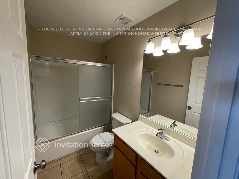 Building Photo - 22011 W Pima St