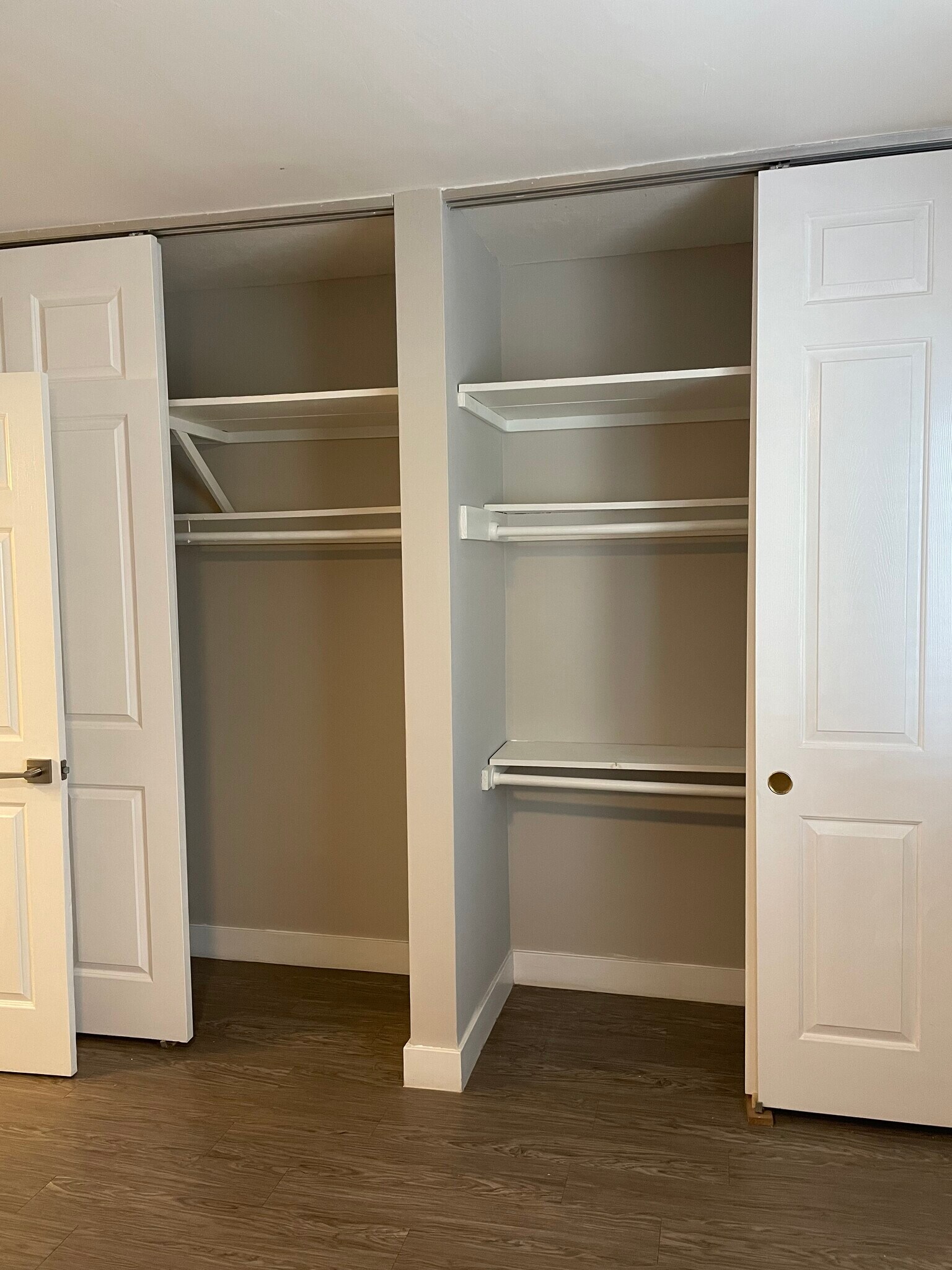 Building Photo - 806 Esplanade