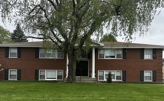Building Photo - 221 S Cannon Ave