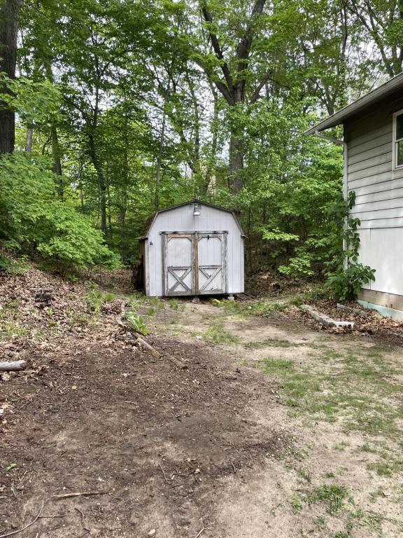 Building Photo - 4189 Woodland Dr
