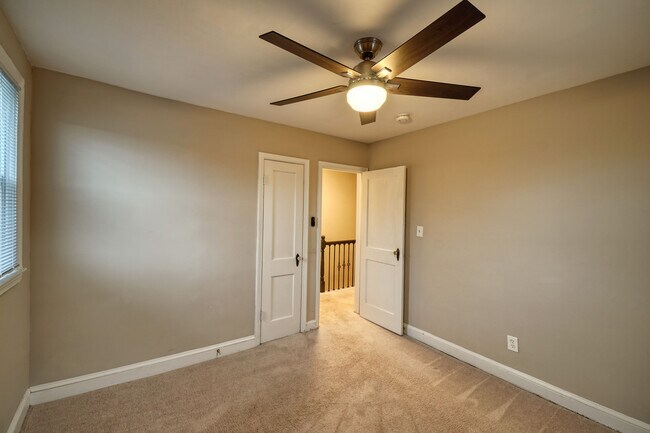 Building Photo - 28 54th St SE