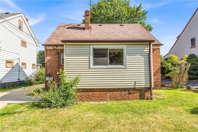 Building Photo - 9706 Park Heights Ave