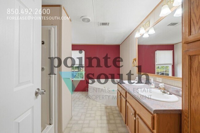 Building Photo - 1709 Woodchuck Ave