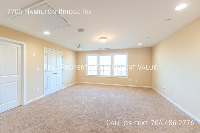 Building Photo - 7705 Hamilton Bridge Rd