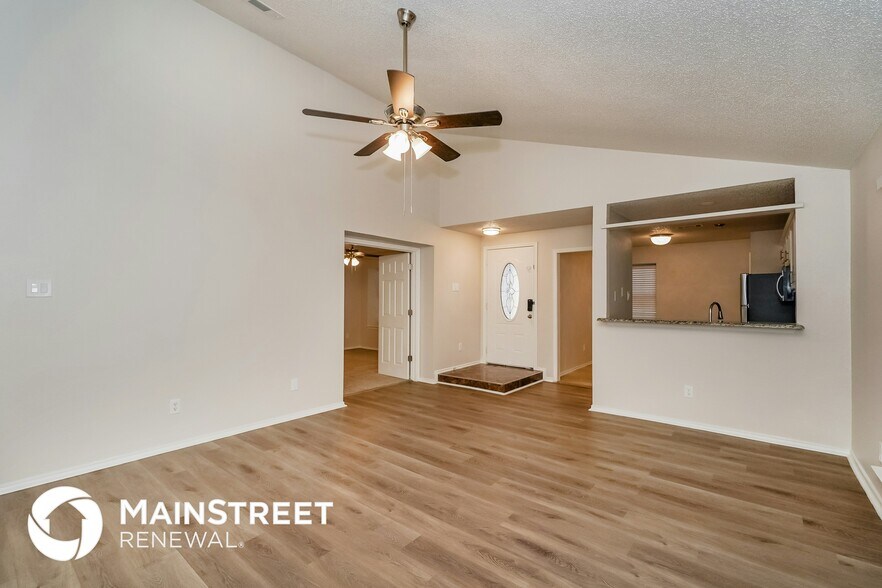 Building Photo - 1334 Cedar Ridge Dr