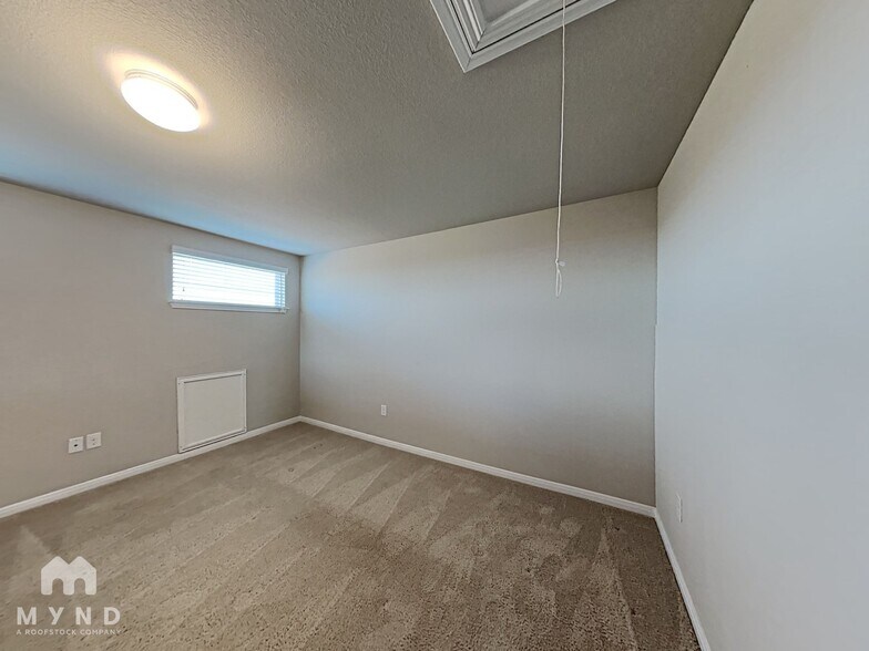 Building Photo - 1129 La Conterra Blvd