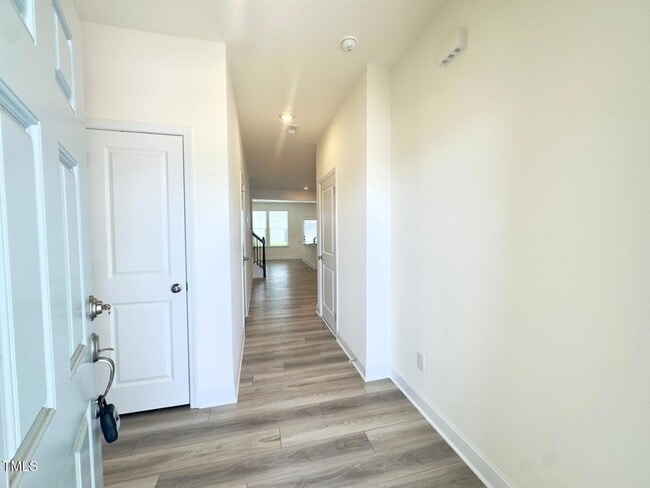 Building Photo - 23 Bibury Wy