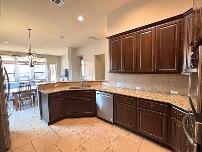 Building Photo - 15313 Bandon Dr