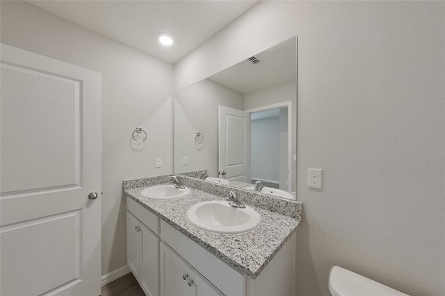 Building Photo - 8597 SW 44th Ct