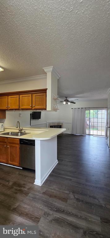 Building Photo - 3009 McMaster Ct