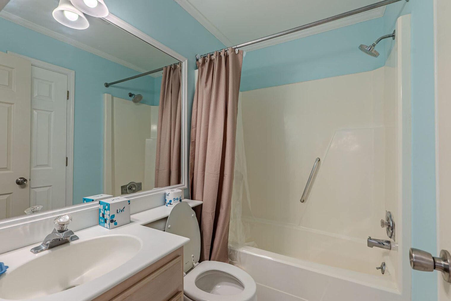 Building Photo - 40 Folly Field Rd