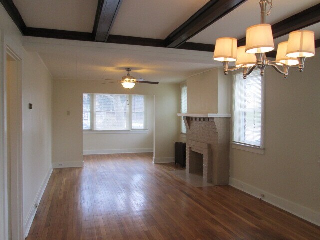 Living Room - 7321 Princeton Pl