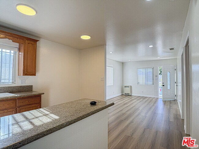 Building Photo - 1555 W 204th St