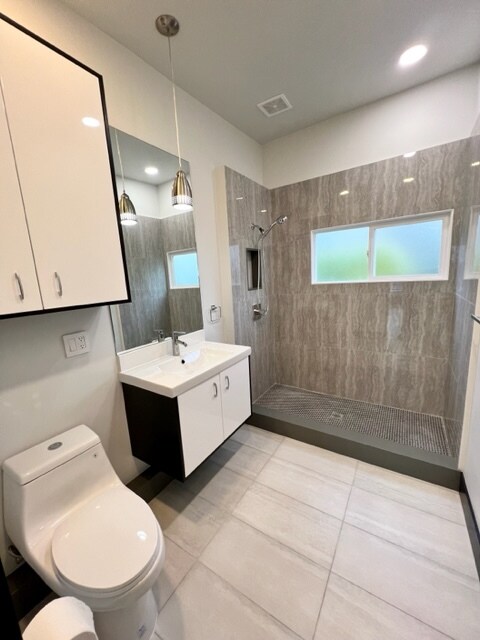 Building Photo - 1702 Hermosa Ave