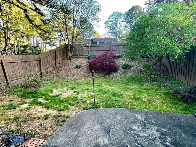 Building Photo - 4148 Fawn Ct NE