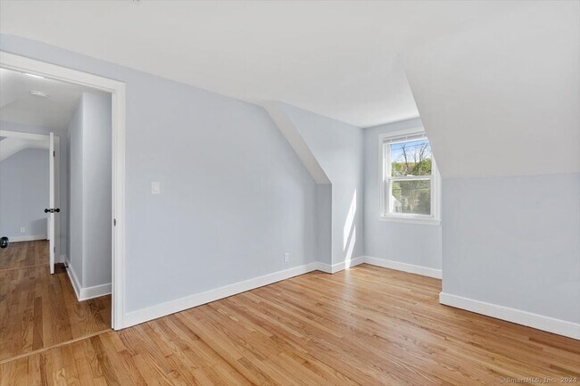 Building Photo - 119 Sunnyside Ct