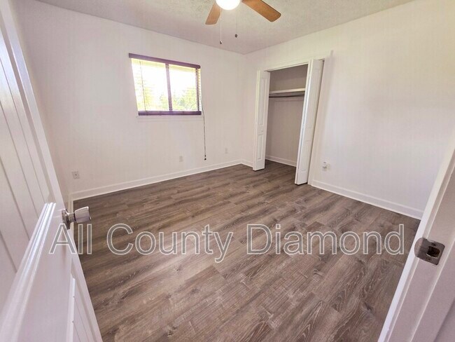 Building Photo - 1119 Wyoming Ave