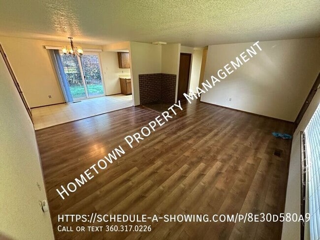 Building Photo - 6707 36th Ave SE