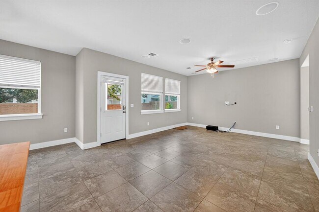 Building Photo - 7403 Brynner St