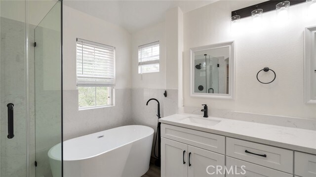 Building Photo - 16 Celano Ct