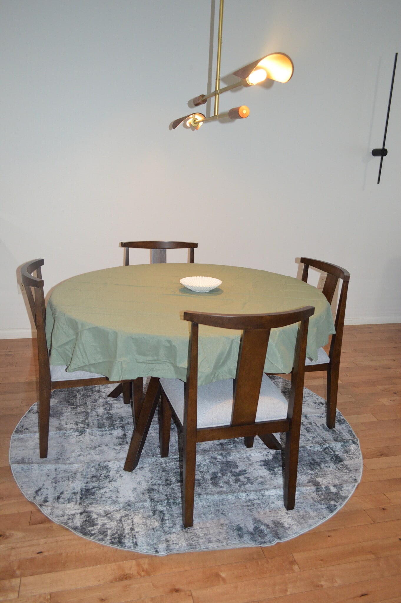 Building Photo - 751 Mission Point Rd