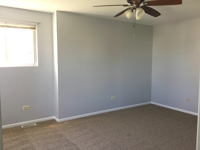 Building Photo - 1509 Green Trails Dr