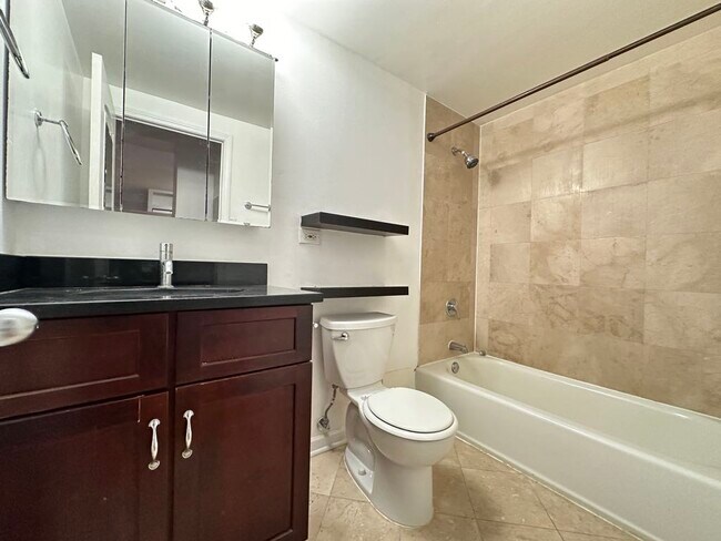 Building Photo - 4180 N Marine Dr