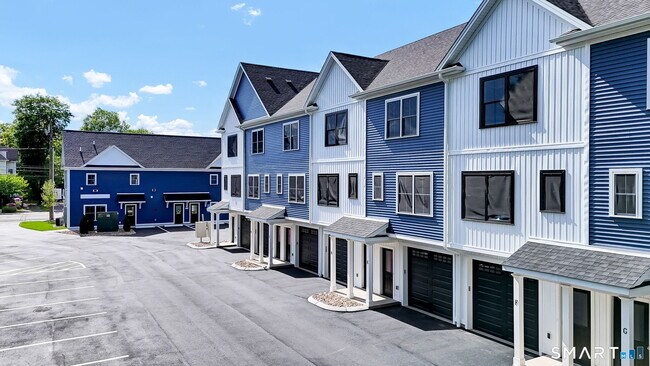 Building Photo - 70 Whiting St