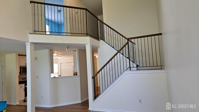 Building Photo - 405 Cobblestone Ct