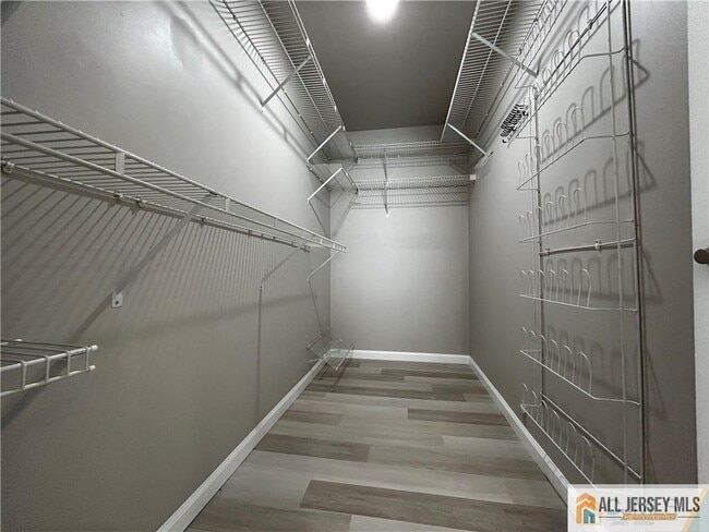 Building Photo - 13 Sweetgum Ln