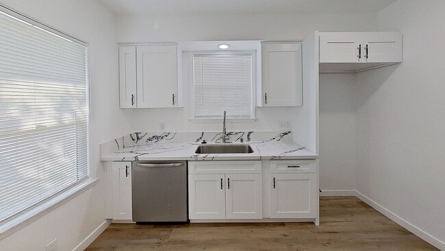 Building Photo - Move-in ready! Be the first to enjoy this ...