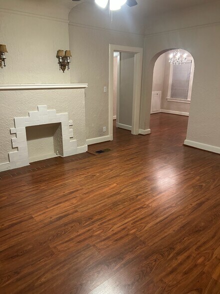 Living Room - 3400 S University Dr