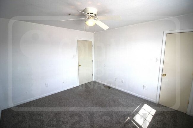 Building Photo - 1011 Lansberry Ct