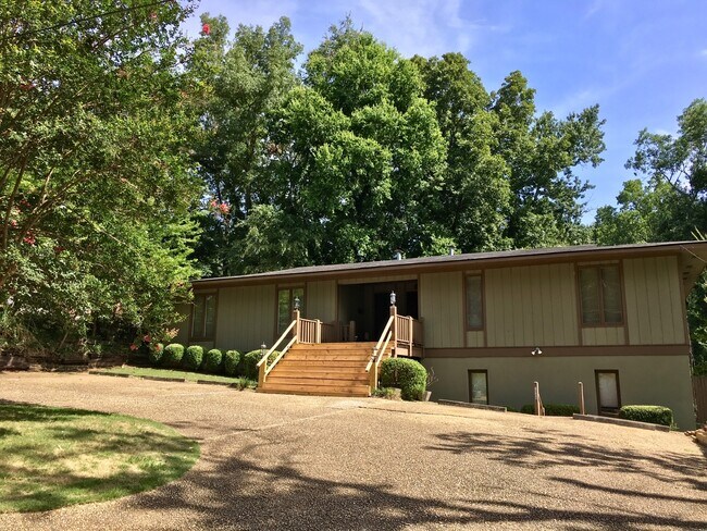 The Unit currently available for rent is the top right unit - 2050 Cherokee Dr