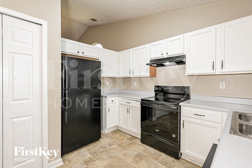 Building Photo - 1580 Willow River Run