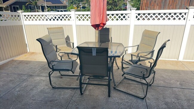 Building Photo - Welcome home to Kahoma Village