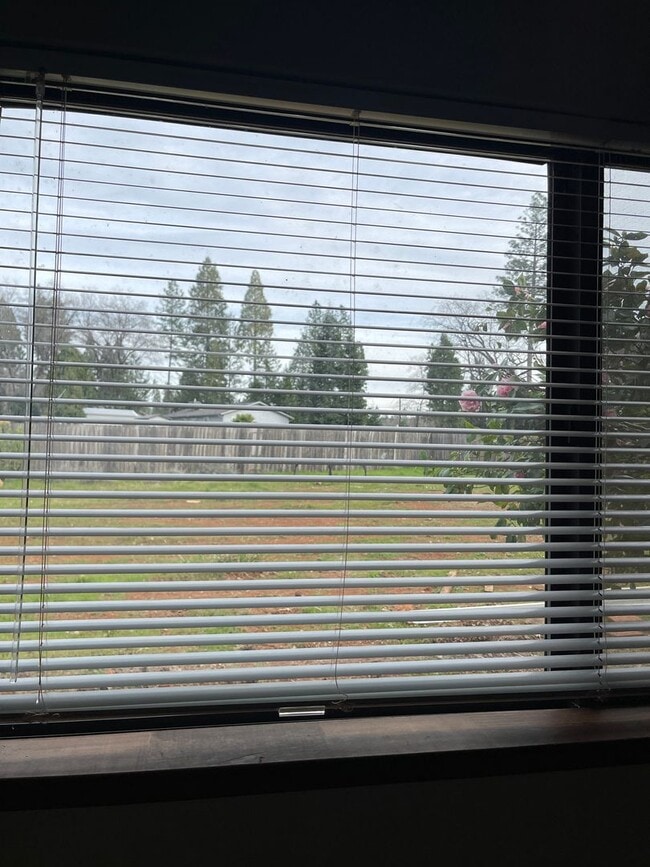 Building Photo - Magalia- 3 bedroom 2 bathroom, 2 story, detached garage, extra lot available