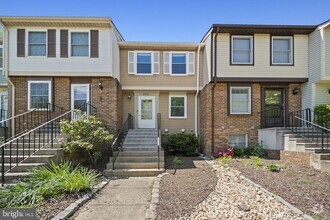 Building Photo - 6842 Heatherway Ct
