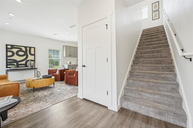 Building Photo - 6300 W Memorial Rd